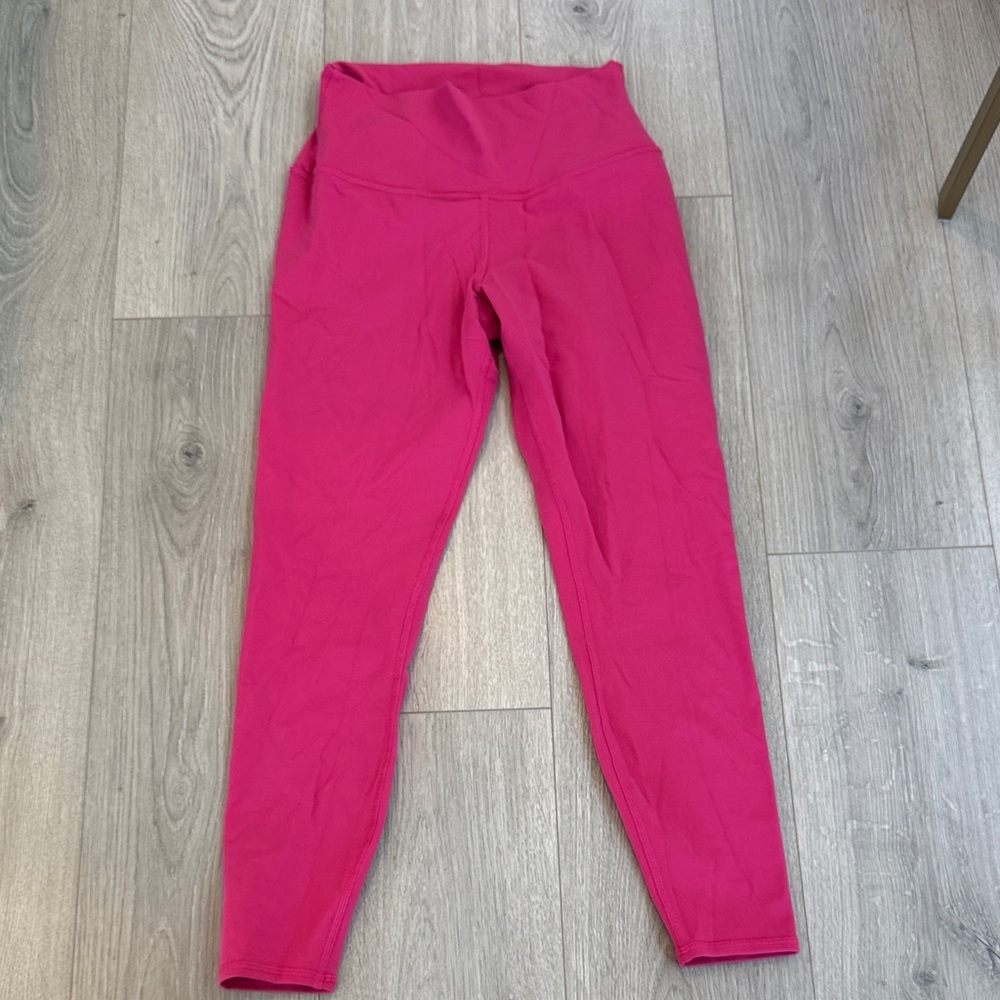 Alo yoga hot pink 7/8 High-Waist Airbrush Legging worn once